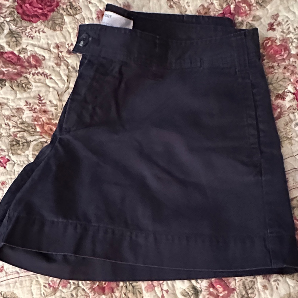 GAP Favorite Khaki Short Dark Blue Size 16 Excellent condition